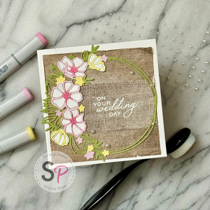 Sizzix Thinlet Dies - Floral Round Wedding Card