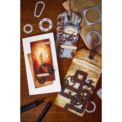 Sizzix On the Edge Die - Fustella Steampunk di Tim Holtz Sizzix On the Edge Die - Fustella Steampunk di Tim Holtz