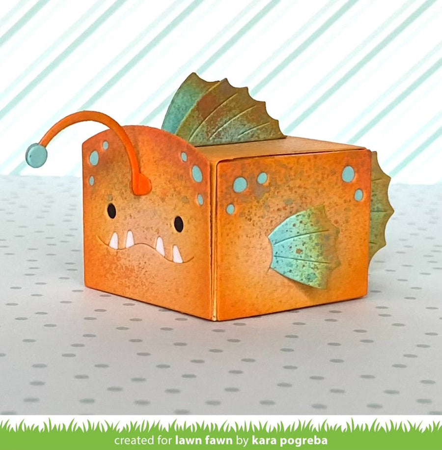 Lawn Fawn - Lawn Cuts - Tiny Gift Box Anglerfish Add-On