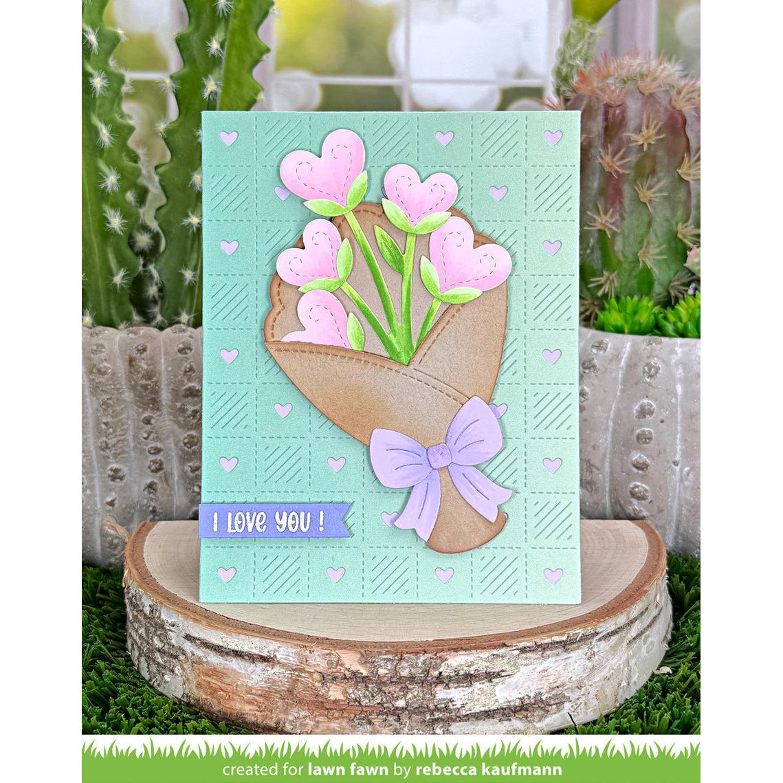 Lawn Fawn - Lawn Cuts - Checkered Hearts Backdrop: Portrait-ScrapbookPal
