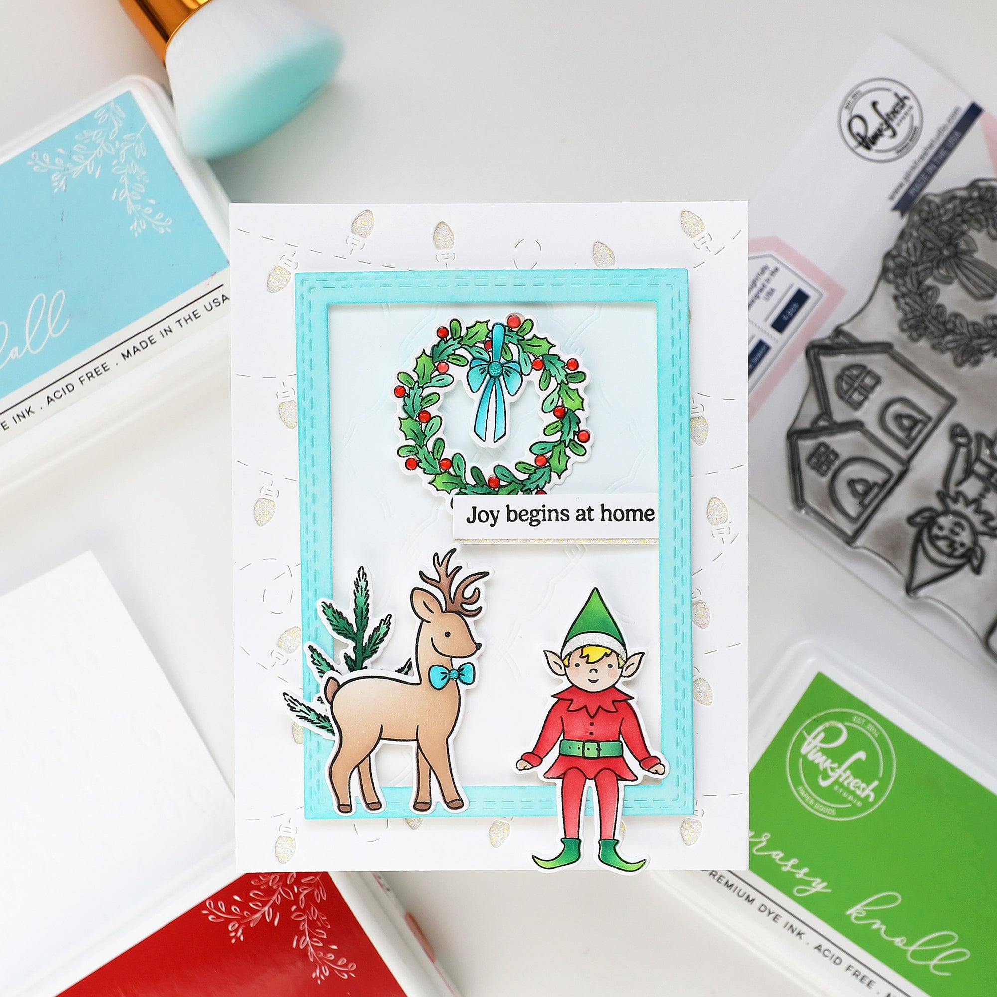 Pinkfresh Studio - Dies - Christmas Lights Coverplate-ScrapbookPal