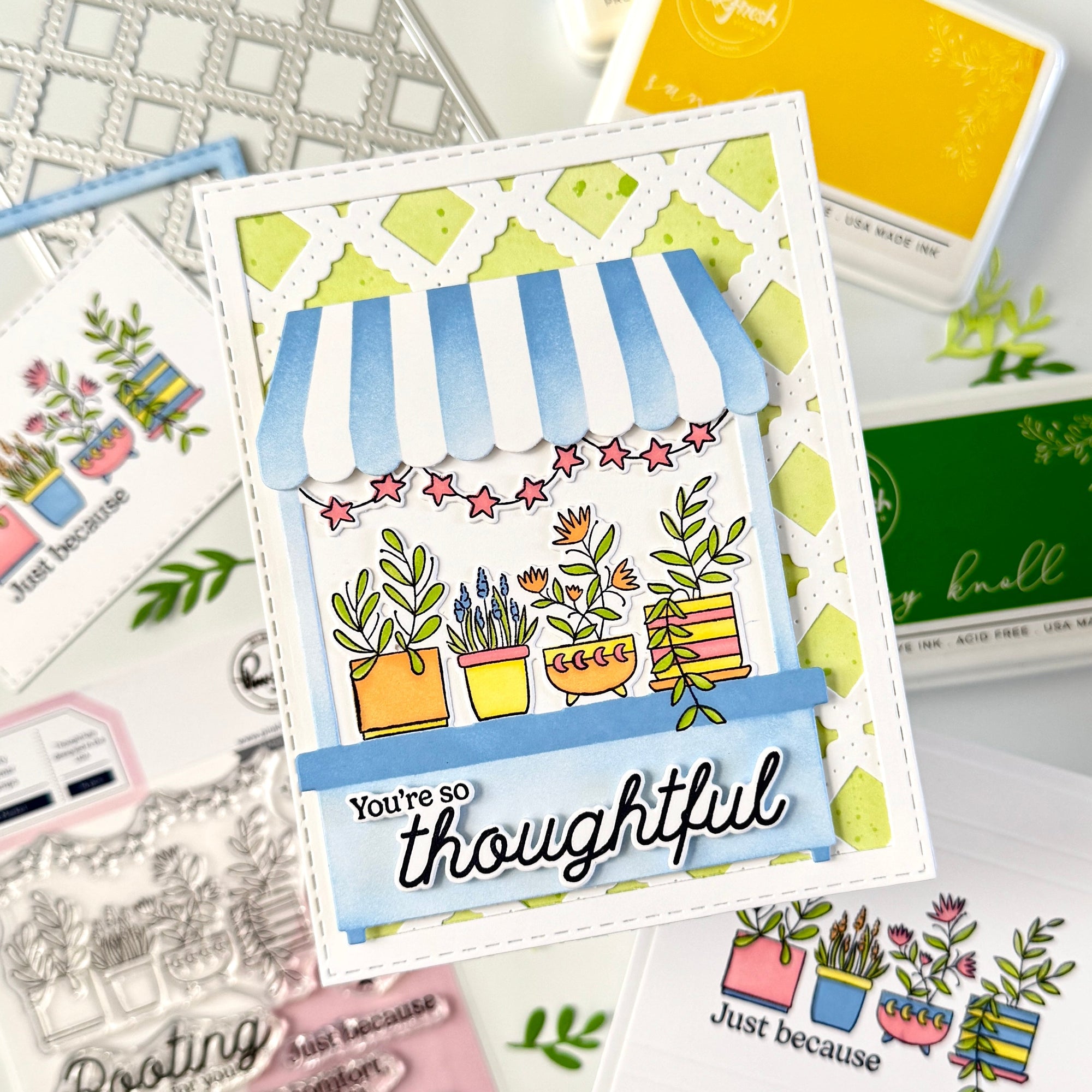 Pinkfresh Studio - Dies - Lacy Lattice Coverplate-ScrapbookPal