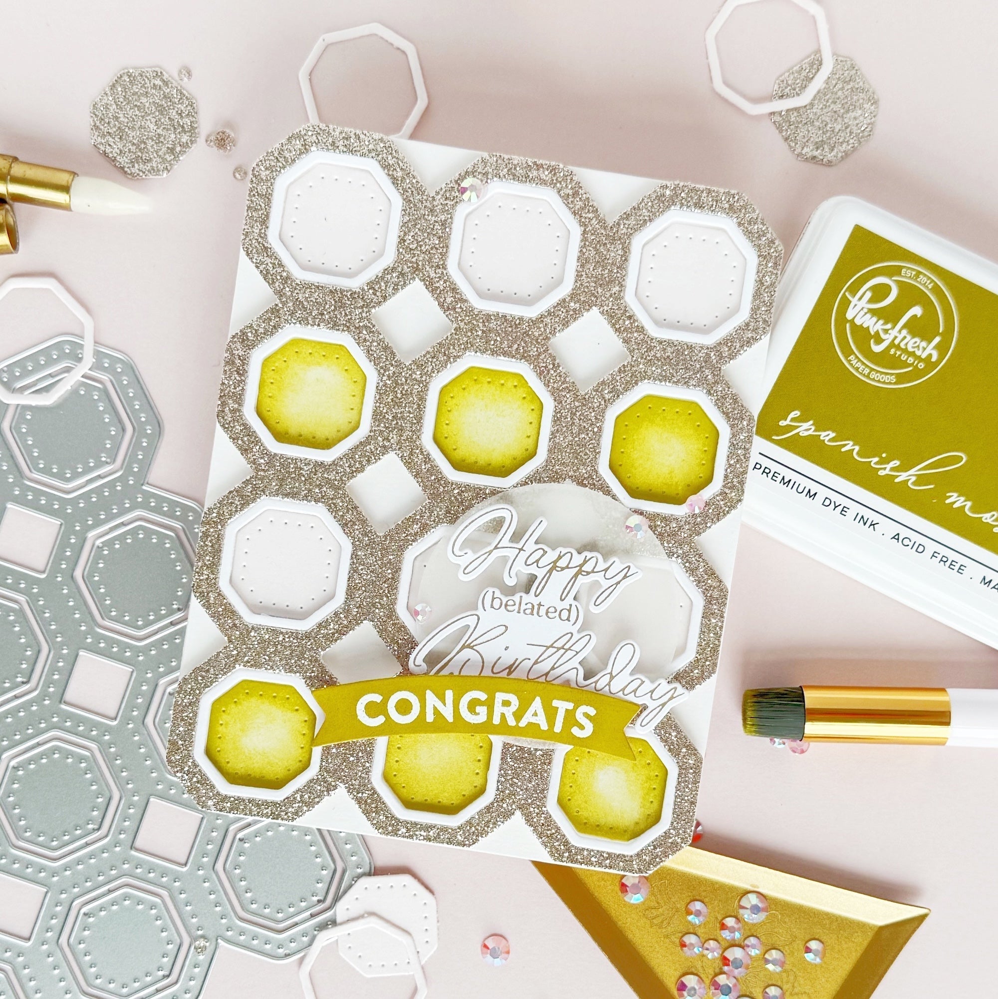 Pinkfresh Studio - Dies - Octagon Grid Coverplate-ScrapbookPal