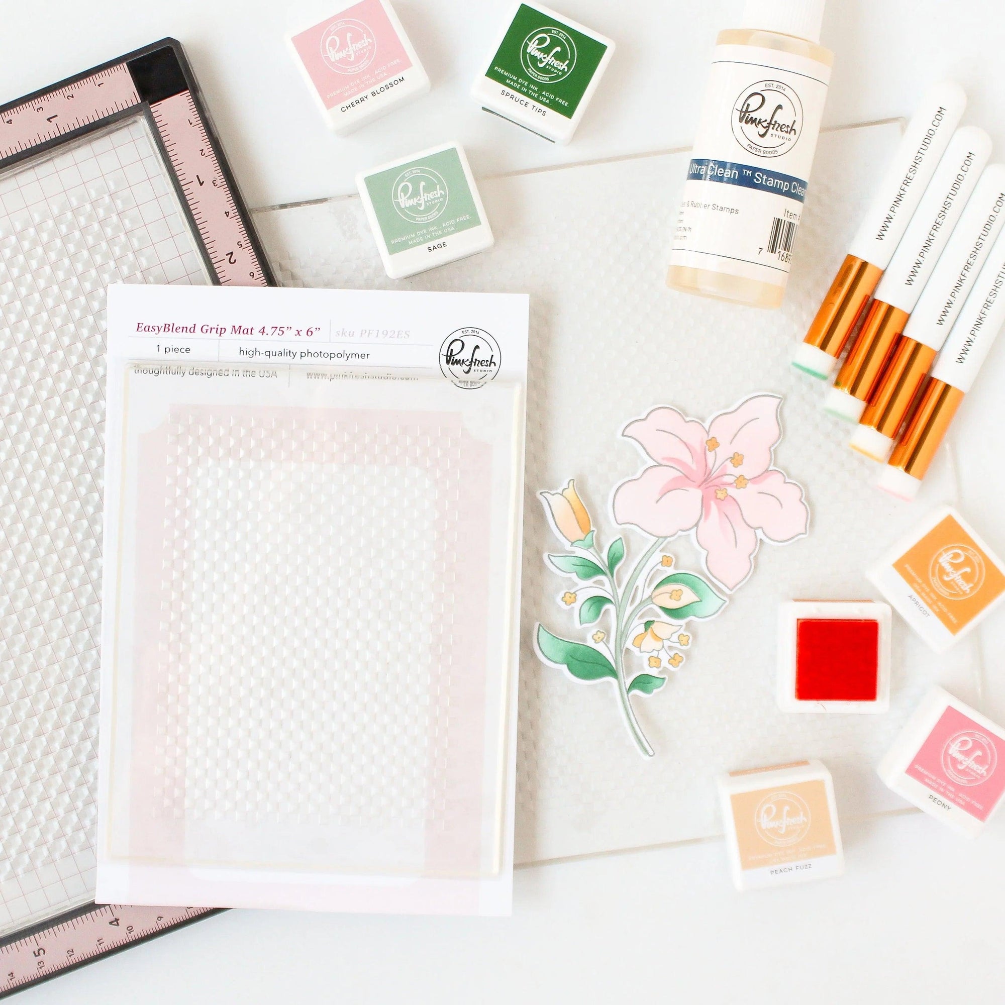 Pinkfresh Studio - EasyBlend Grip Mat - 8.5" x 11"-ScrapbookPal