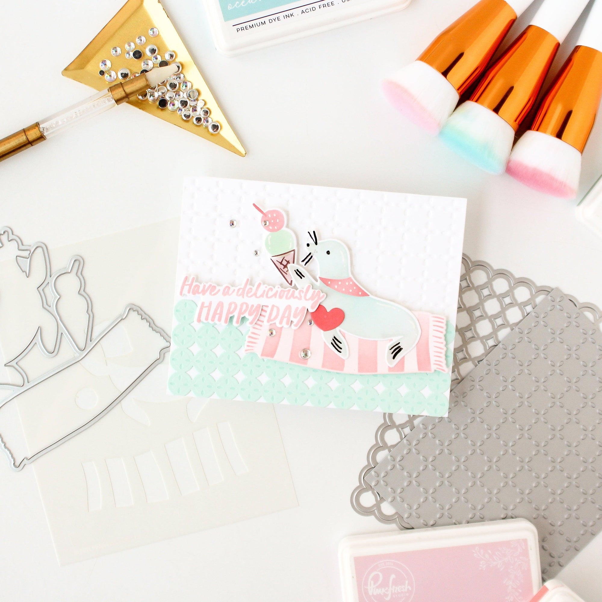 Pinkfresh Studio - Press Plates - Petal Grid-ScrapbookPal