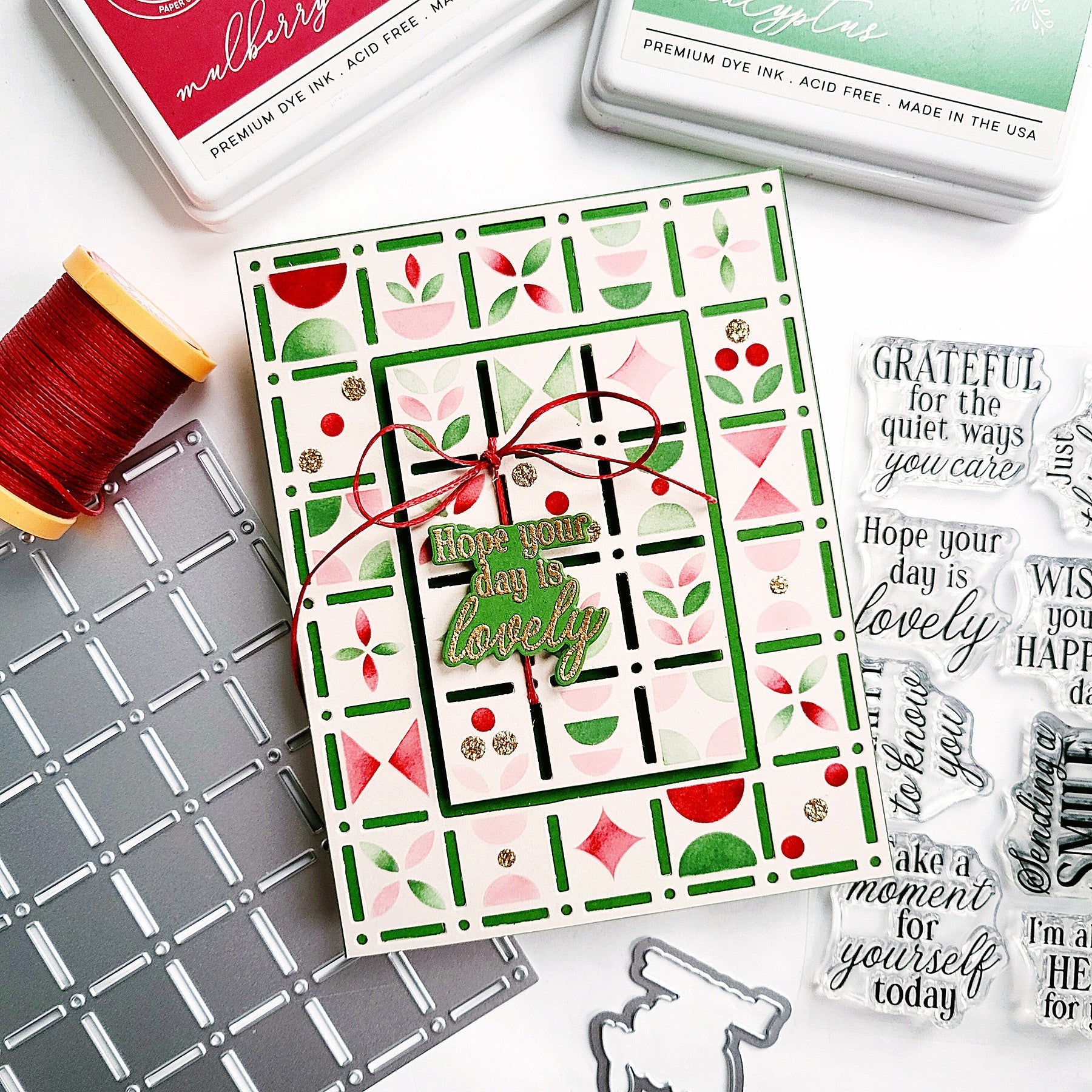 Pinkfresh Studio - Dies - Refined Grid Coverplate-ScrapbookPal